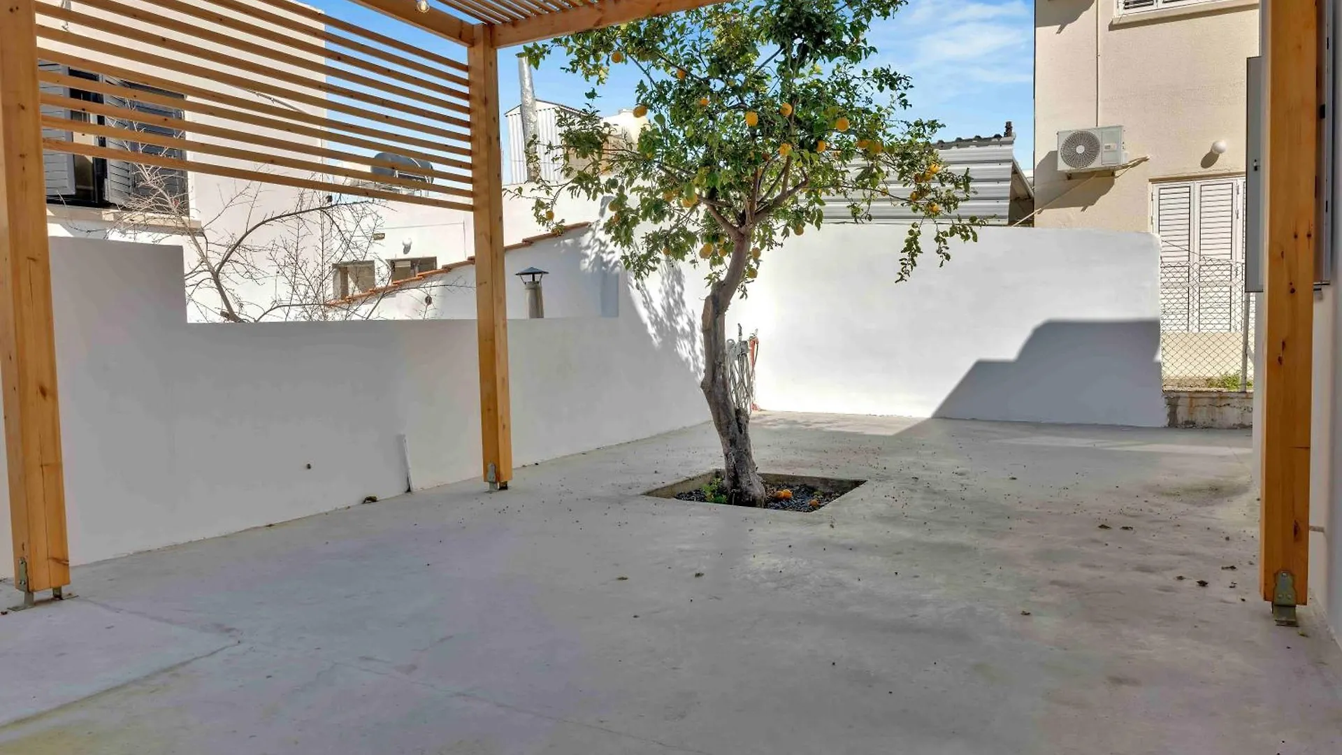 Apartment Phaedrus Living: Luxury Residence Faneromeni Larnaca